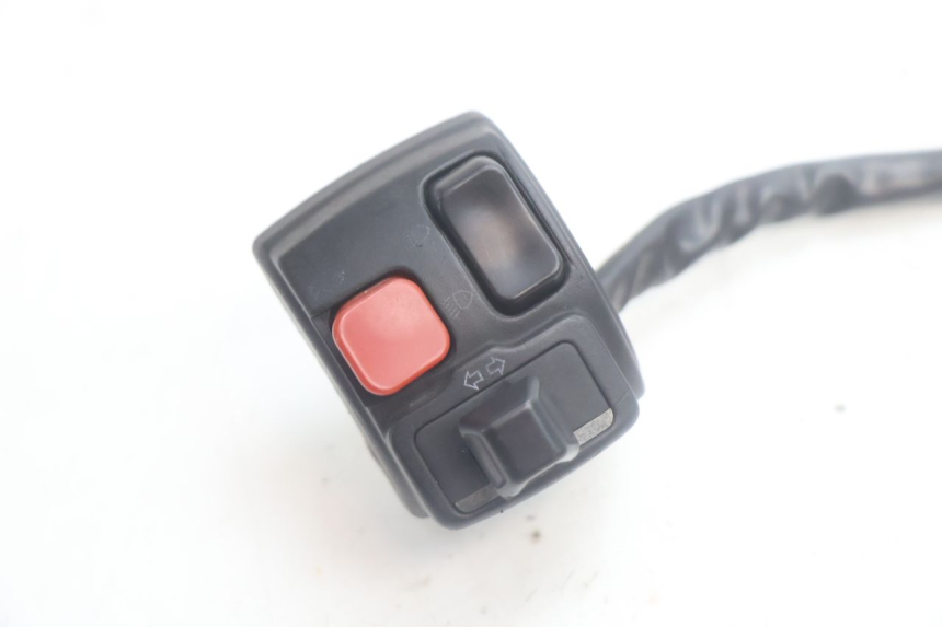 photo de LINKER SCHAKELAAR YAMAHA SLIDER 50 (1999 - 2004) - Detail van het onderdeel