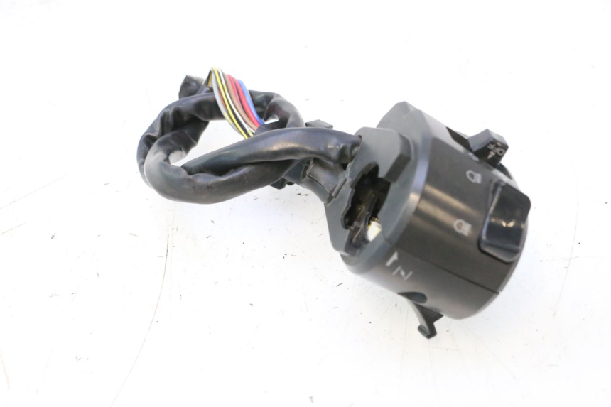 photo de LINKER SCHAKELAAR DUCATI SS IE DS CARENEE 1000 (2002 - 2006) - Overzicht