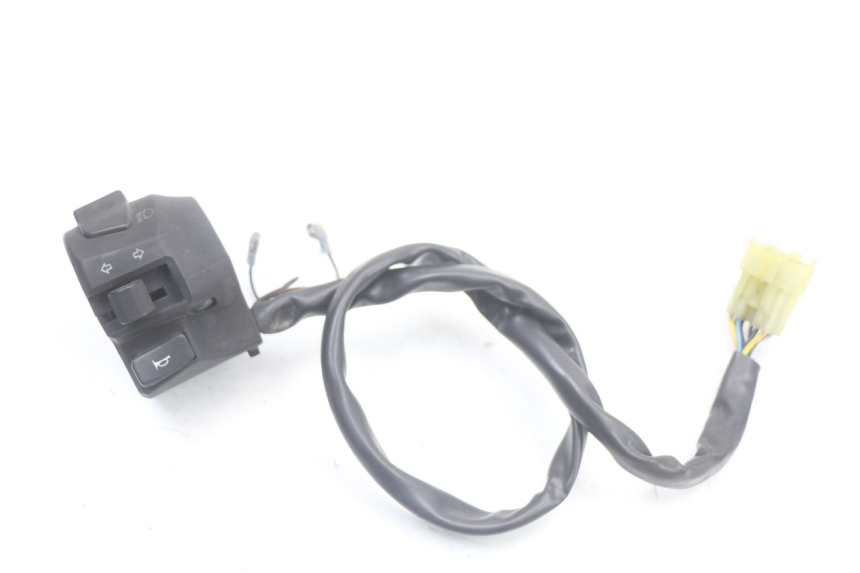 photo de LINKER STUURSCHAKELAAR SUZUKI BURGMAN 125 (2018 - 2021) - Detail van het onderdeel