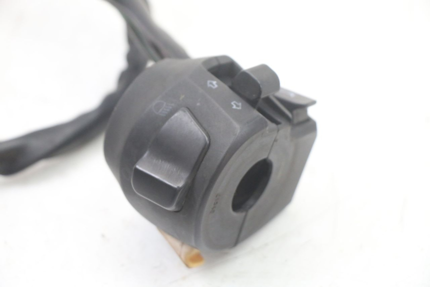 photo de LINKER STUURSCHAKELAAR SUZUKI BURGMAN 125 (2018 - 2021) - Andere kijkhoek