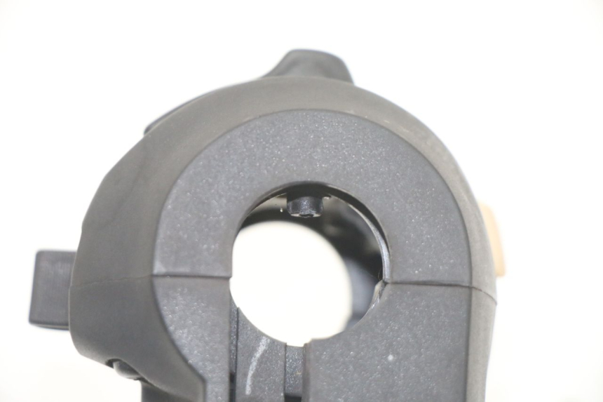 photo de LINKER STUURSCHAKELAAR SUZUKI BURGMAN 125 (2018 - 2021) - Staat van het oppervlak