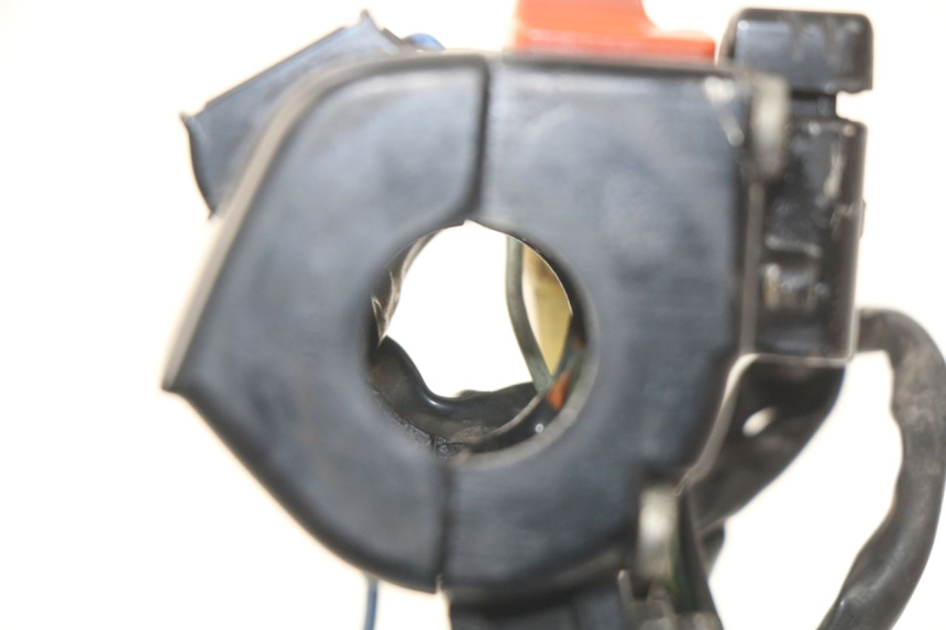 photo de LINKER STUURSCHAKELAAR PEUGEOT SX 80 (1986 - 1995) - Detail van het onderdeel