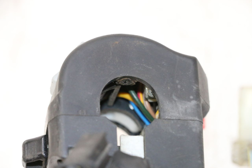 photo de LINKER STUURSCHAKELAAR YAMAHA TDM ABS 900 (2002 - 2014) - Zoom op gebruiksstaat