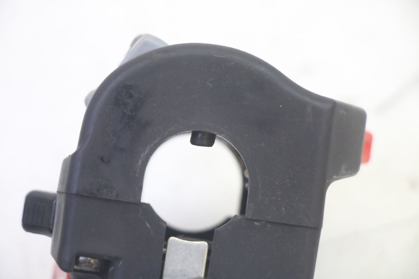 photo de LINKER STUURSCHAKELAAR YAMAHA TDM ABS 900 (2002 - 2014) - Staat van het oppervlak