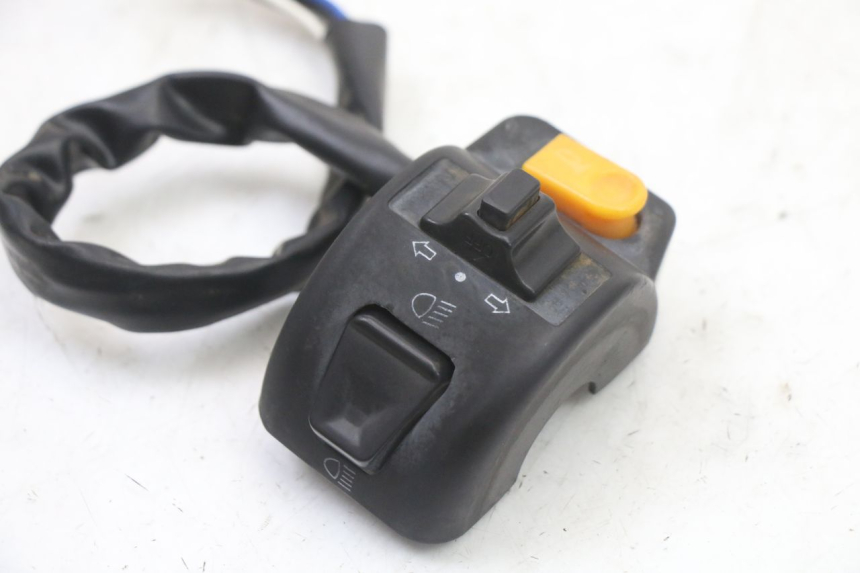 photo de LINKER STUURSCHAKELAAR UNIVERSAL BIKE ZN50QT-11B 50 (2018 - 2021) - Andere kijkhoek