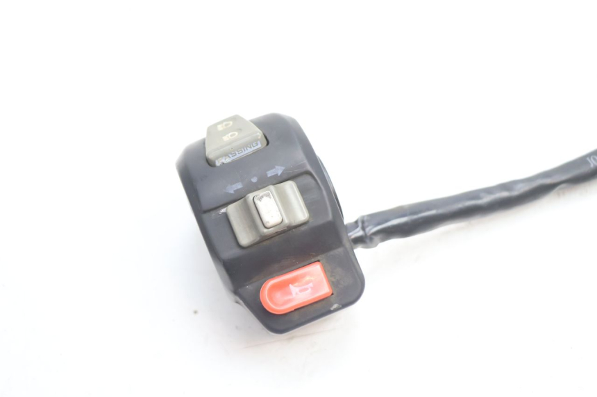 photo de LINKER STUURSCHAKELAAR PEUGEOT V-CLIC VCLIC 50 (2007 - 2013) - Detail van het onderdeel