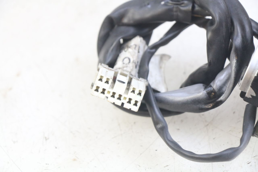 photo de LINKER STUURSCHAKELAAR PIAGGIO VESPA SPRINT 2T 50 (2014 - 2018) - Bevestigingspunten