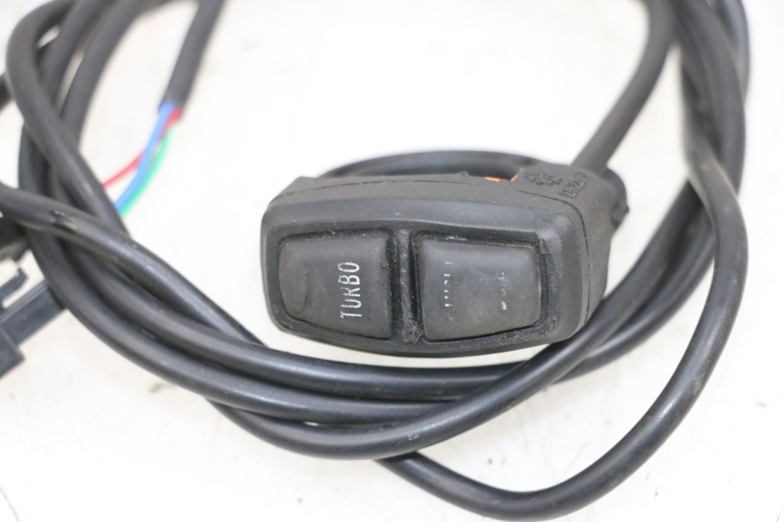 photo de LINKER STUURSCHAKELAAR DUALTRON VICTOR LIMITED 1 - Zoom op gebruiksstaat