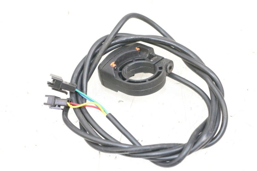 photo de LINKER STUURSCHAKELAAR DUALTRON VICTOR LIMITED 1 - Technische close-up