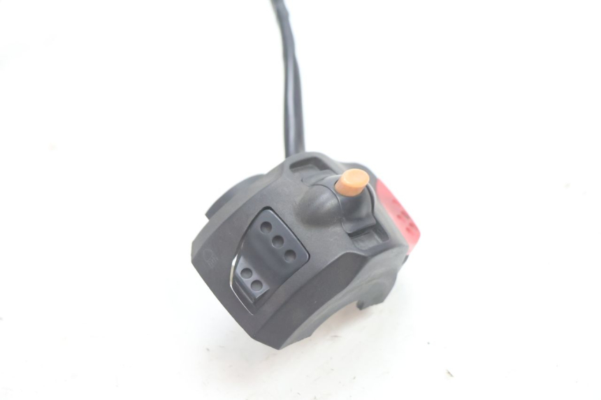 photo de LINKER STUURSCHAKELAAR PEUGEOT VIVACITY 50 (2004 - 2009) - Andere kijkhoek