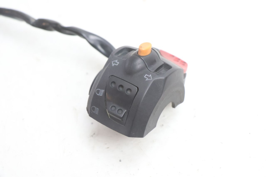 photo de LINKER STUURSCHAKELAAR PEUGEOT VIVACITY 50 (2004 - 2009) - Andere kijkhoek