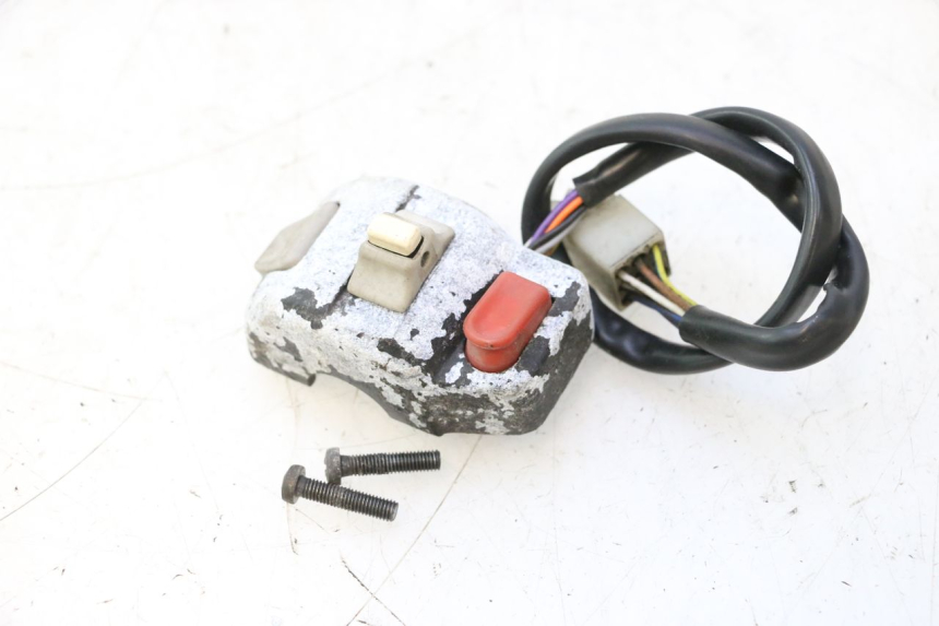 photo de LINKER STUURSCHAKELAAR PEUGEOT VIVACITY 50 (2004 - 2009) - Hoofdaanzicht