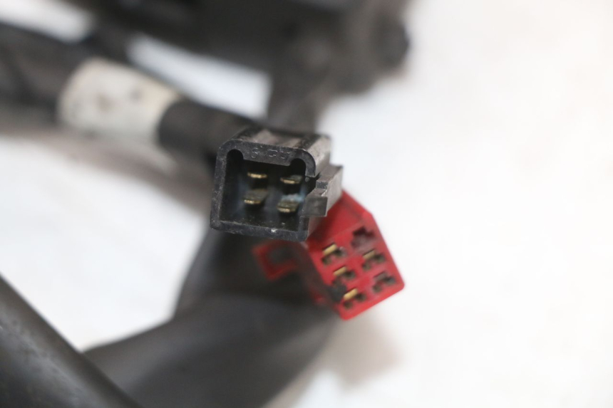 photo de LINKER STUURSCHAKELAAR YAMAHA XMAX X-MAX ABS 125 (2017 - 2020) - Bevestigingspunten