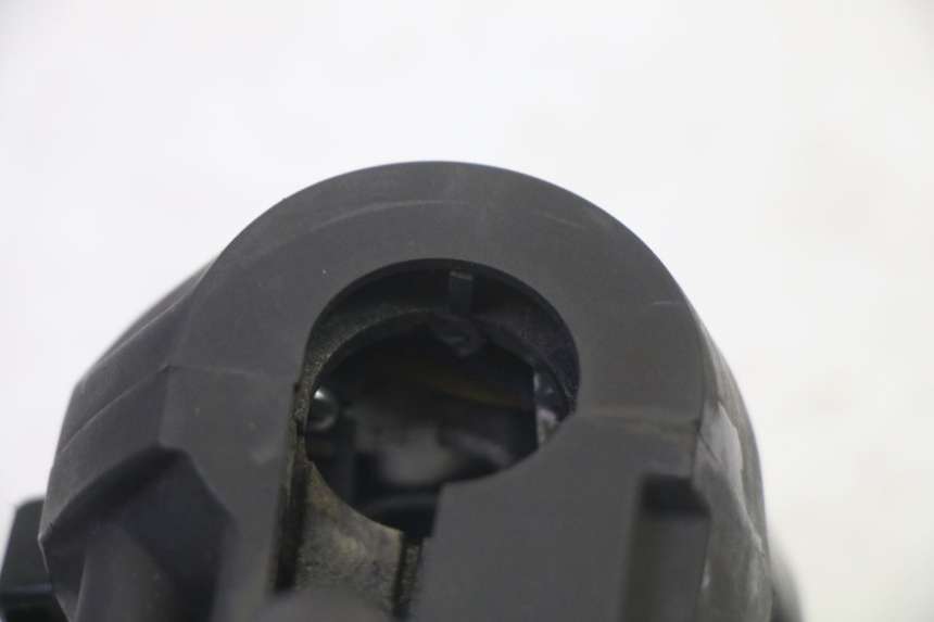 photo de LINKER STUURSCHAKELAAR YAMAHA X-MAX XMAX 125 (2010 - 2013) - Staat van het oppervlak