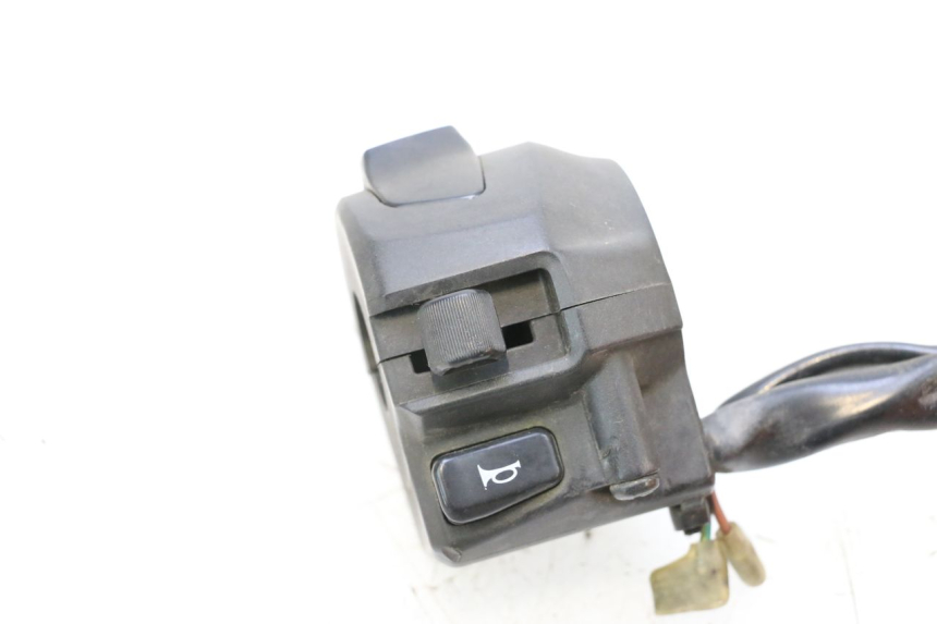 photo de LINKER STUURSCHAKELAAR YAMAHA X-MAX XMAX 125 (2010 - 2013) - Detail van het onderdeel