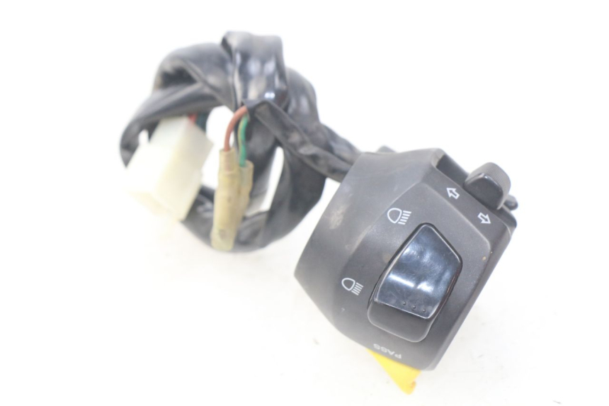 photo de LINKER STUURSCHAKELAAR TGB X-MOTION XMOTION 125 (2008 - 2014) - Technische close-up