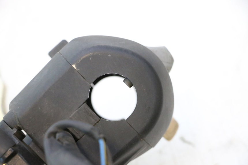 photo de LINKER SCHAKELAAR YAMAHA XP T-MAX ABS 500 (2005 - 2005) - Overzicht