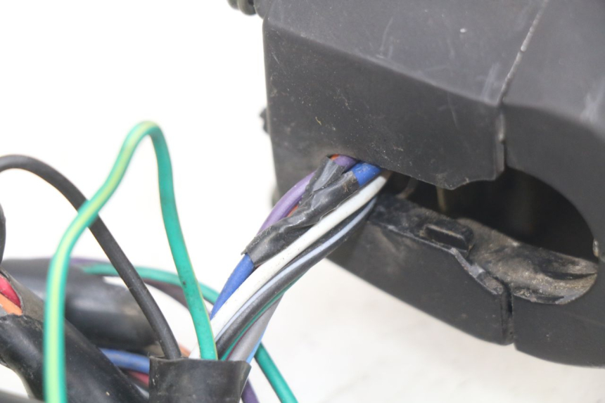 photo de LINKER STUURSCHAKELAAR YAMASAKI YM T 125 (2015 - 2020) - Detail van het onderdeel