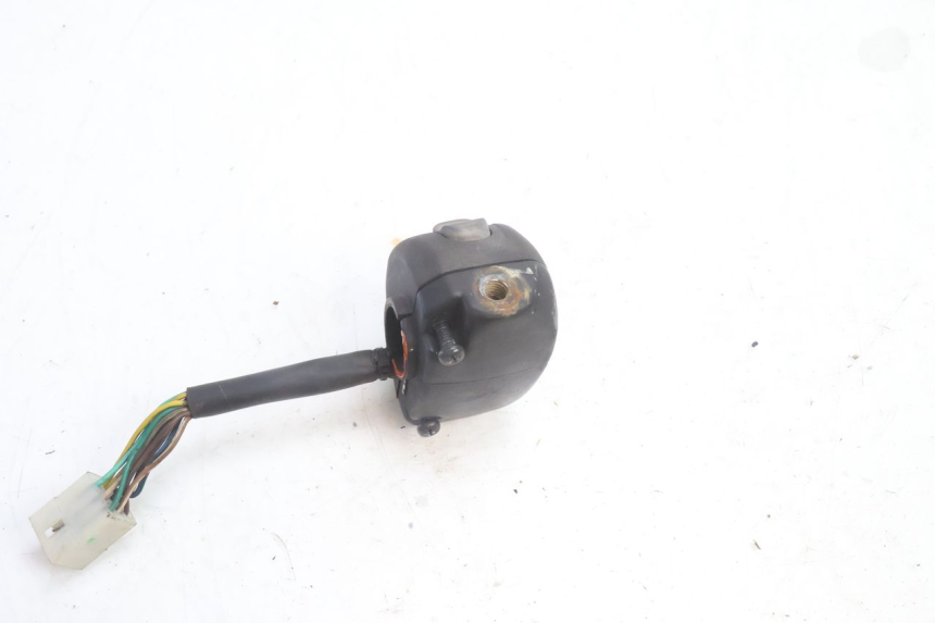 photo de LINKER STUURSCHAKELAAR YAMAHA YP MAJESTY 125 (2007 - 2010) - Detail van het onderdeel