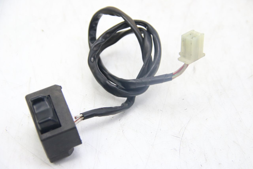 photo de STUURSCHAKELAAR SUZUKI GSX-F GSX  F 1100 (1988 - 1994) - Hoofdaanzicht