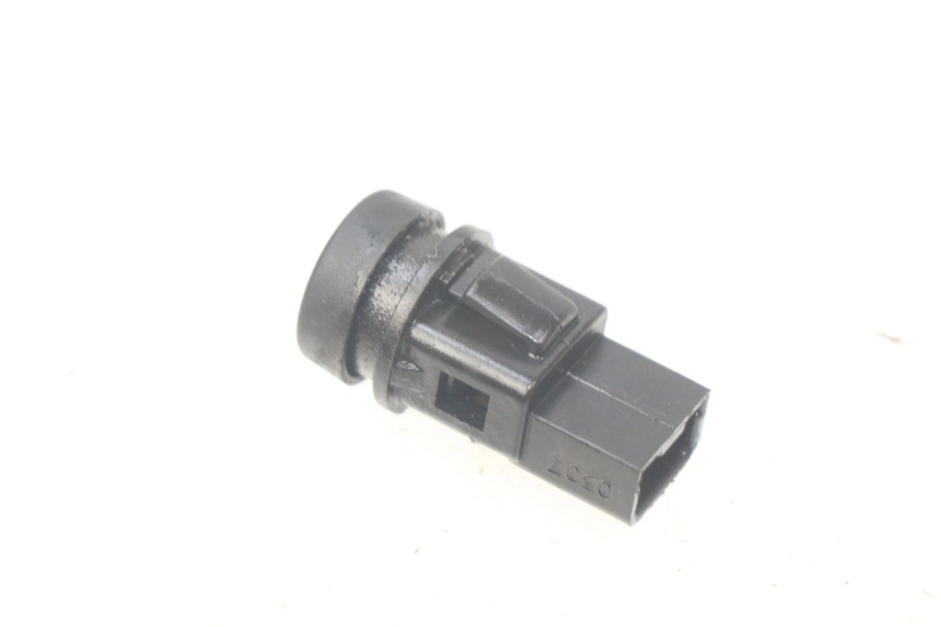 photo de KNOP VOOR TOETER PIAGGIO LIBERTY 4T 50 (2004 - 2008) - Zoom op gebruiksstaat