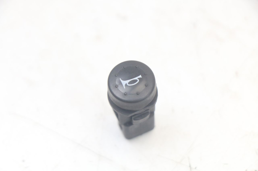 photo de KNOP VOOR TOETER PIAGGIO LIBERTY 125 (2009 - 2013) - Detail van het onderdeel