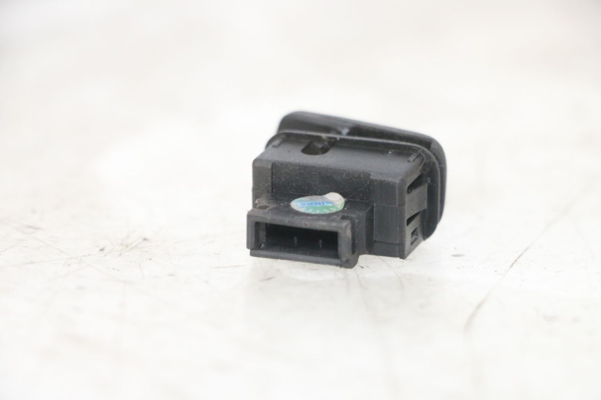 photo de KNOP VOOR TOETER PIAGGIO MP3 LT 300 (2010 - 2016) - Detail van het onderdeel