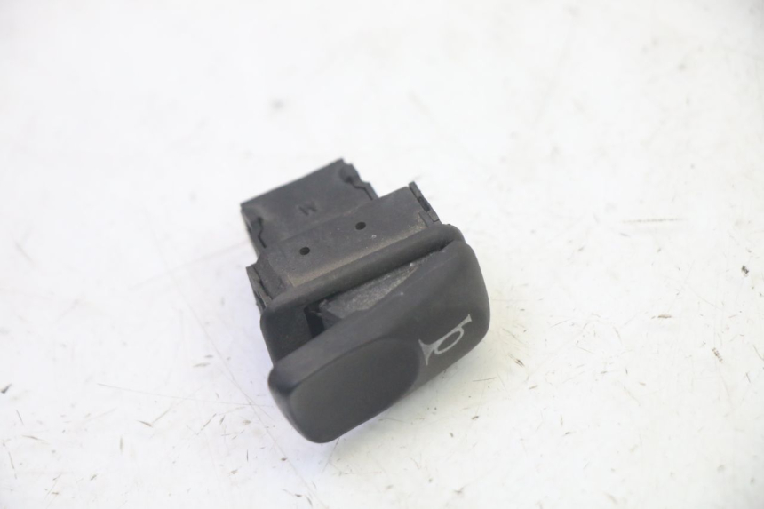 photo de KNOP VOOR TOETER PIAGGIO MP3 RL 250 (2006 - 2010) - Detail van het onderdeel