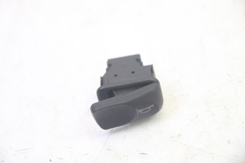 photo de KNOP VOOR TOETER PIAGGIO MP3 RL 250 (2006 - 2010) - Detail van het onderdeel