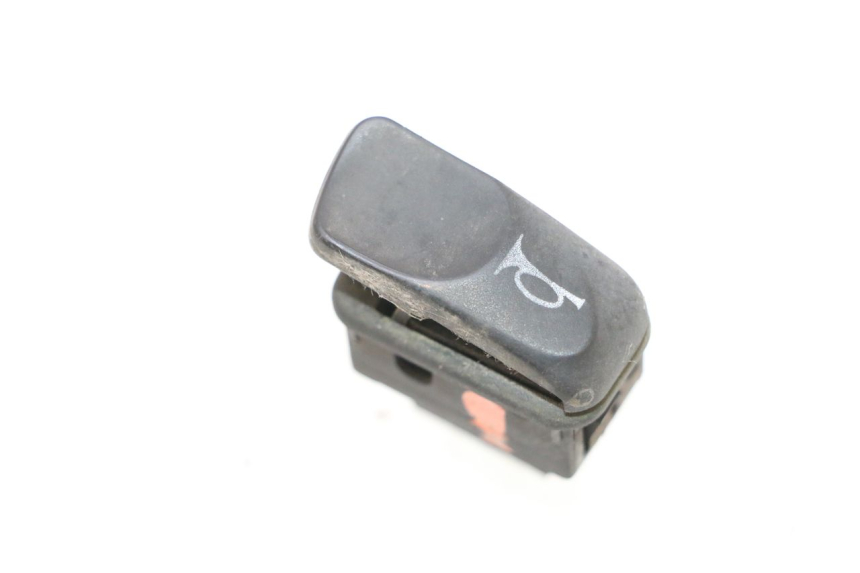 photo de KNOP VOOR TOETER PIAGGIO MP3 RL 250 (2006 - 2010) - Hoofdaanzicht