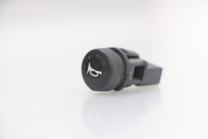 photo de KNOP VOOR TOETER GILERA RUNNER SP 50 (2009 - 2017) - Detail van het onderdeel