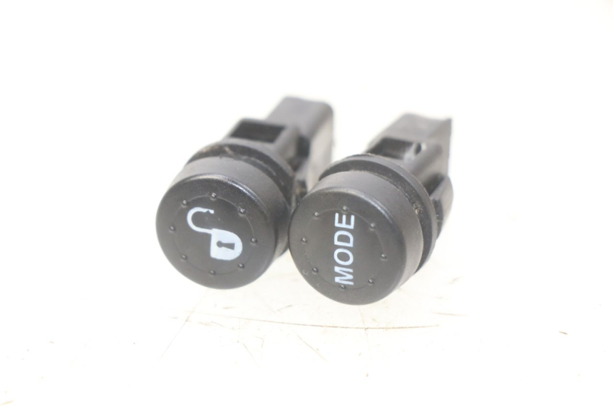 photo de STUURSCHAKELAAR PIAGGIO LIBERTY IGET 4T 50 (2015 - 2020) - Hoofdaanzicht