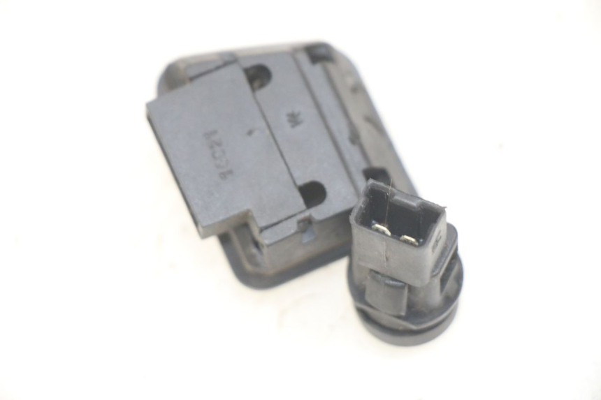 photo de STUURSCHAKELAAR PIAGGIO MEDLEY 125 (2016 - 2023) - Technische close-up