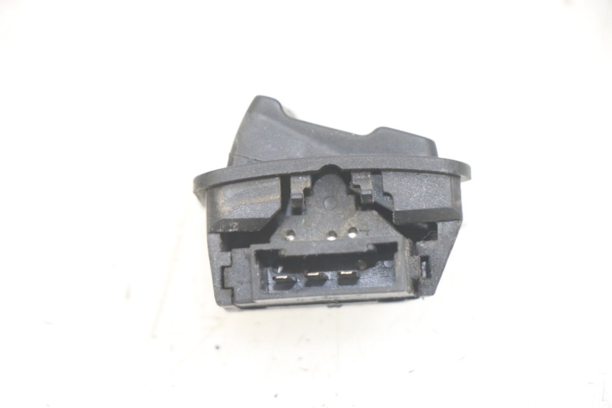 photo de STUURSCHAKELAAR PIAGGIO MEDLEY 125 (2016 - 2023) - Overzicht