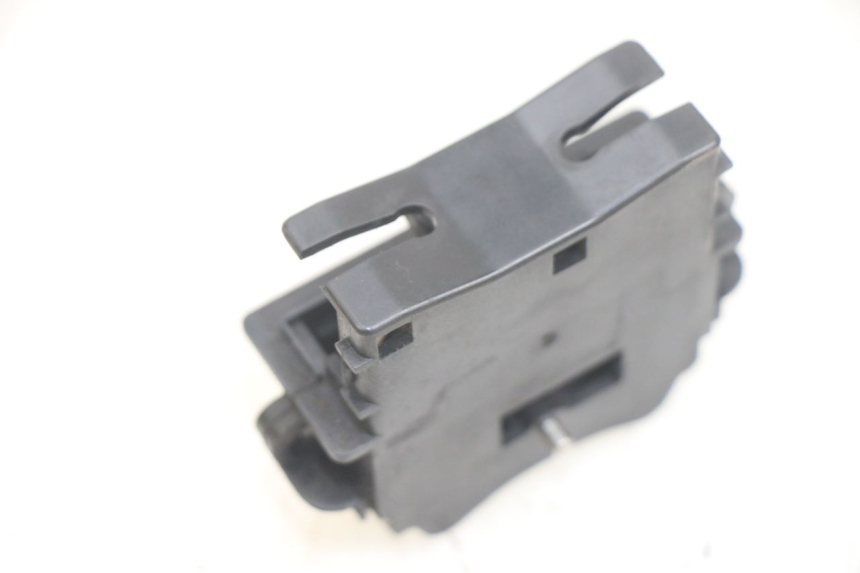 photo de STUURSCHAKELAAR HONDA PCX (JF47) 125 (2012 - 2013) - Zoom op gebruiksstaat