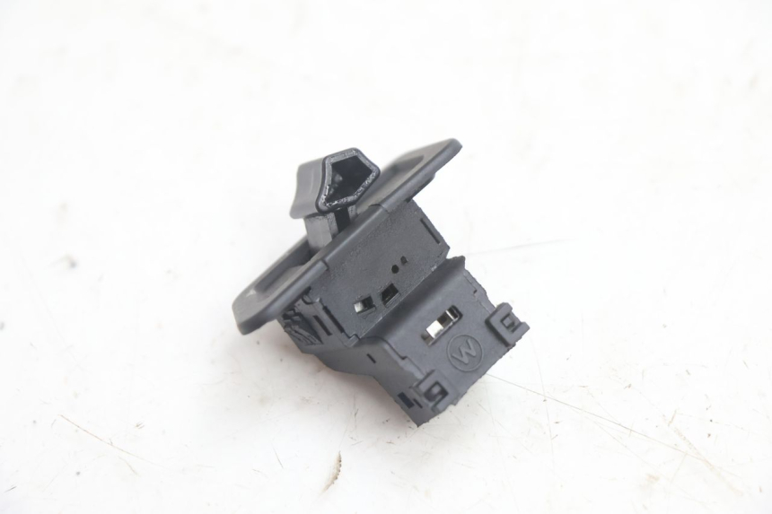 photo de KOPLAMP SCHAKELAAR IMF INDUSTRIE NEW PACH 2T 50 (2014 - 2020) - Zoom op gebruiksstaat