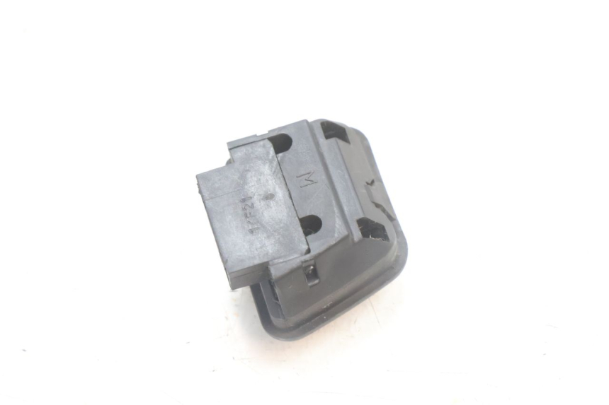 photo de SCHAKELAAR KOPLAMP HOOGTE PIAGGIO LIBERTY IGET 4T 50 (2021 - 2025) - Andere kijkhoek