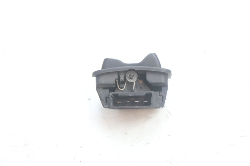 photo de SCHAKELAAR KOPLAMP HOOGTE PIAGGIO MP3 125 (2006 - 2014) - Zoom op gebruiksstaat