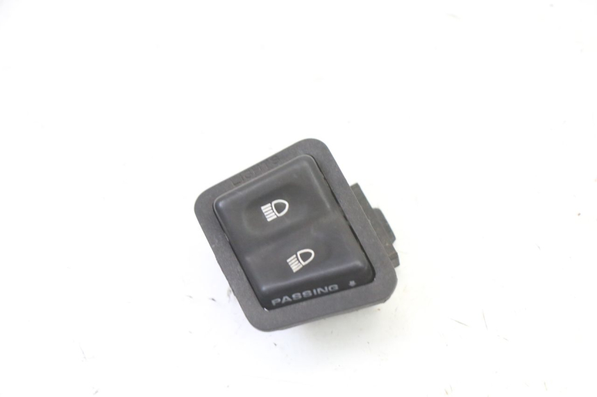 photo de SCHAKELAAR KOPLAMP HOOGTE BEAM SYM ORBIT 2 4T 50 (2008 - 2017) - Hoofdaanzicht