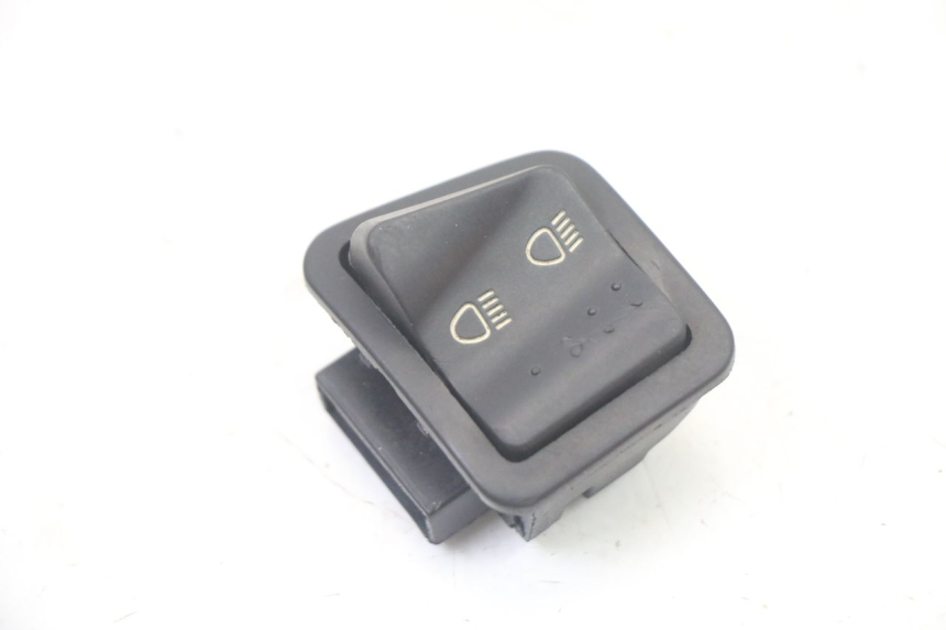 photo de KNOP VOLLEDIGE KOPLAMP PIAGGIO ZIP 4T 50 (2018 - 2020) - Detail van het onderdeel