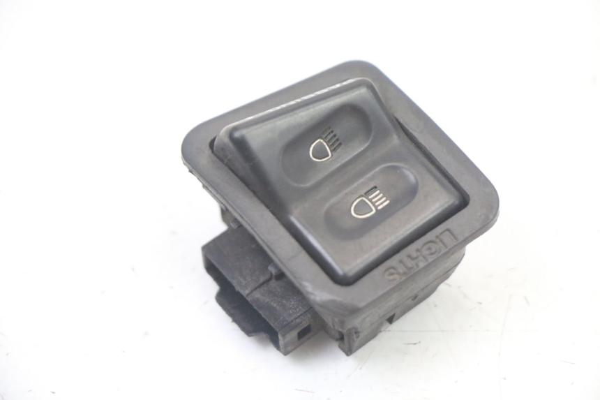 photo de KNOP VOLLEDIGE KOPLAMP SYM ORBIT III 3 4T 50 (2018 - 2021) - Detail van het onderdeel