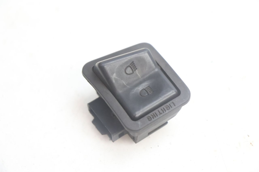 photo de KNOP VOLLEDIGE KOPLAMP YAMAHA XMAX X-MAX 125 (2006 - 2009) - Detail van het onderdeel