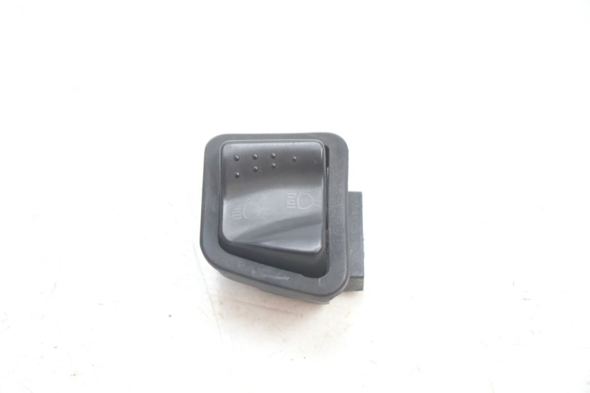 photo de KNOP VOOR HOOFDLICHT PIAGGIO X8 STREET 125 (2006 - 2007) - Hoofdaanzicht