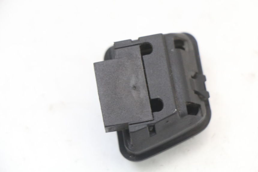 photo de SCHAKELAAR KOPLAMP HOOGTE PIAGGIO X8 125 (2004 - 2007) - Andere kijkhoek