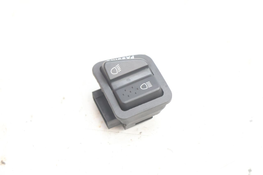 photo de KNOP VOLLEDIGE KOPLAMP PIAGGIO X9 EVOLUTION 125 (2003 - 2007) - Detail van het onderdeel