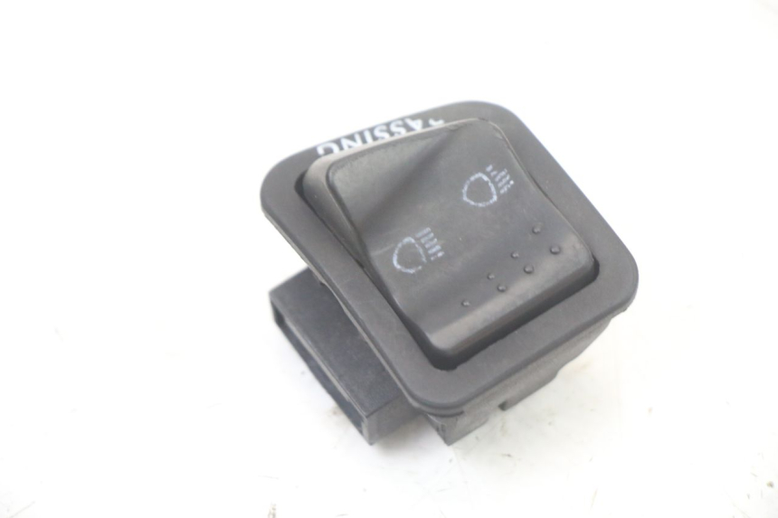 photo de KNOP VOLLEDIGE KOPLAMP PIAGGIO XEVO - X EVO 125 (2007 - 2017) - Detail van het onderdeel