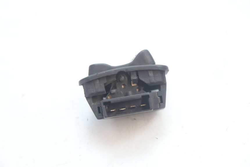 photo de SCHAKELAAR KOPLAMP VOLLEDIG PIAGGIO ZIP 4T 50 (2006 - 2017) - Zoom op gebruiksstaat