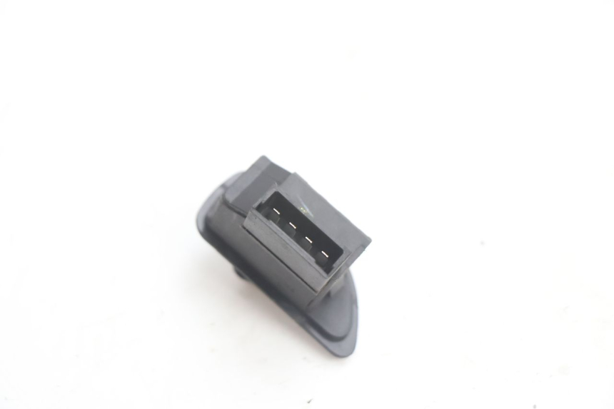 photo de ROLL LOCK SCHAKELAAR PIAGGIO MP3 LT 400 (2007 - 2012) - Andere kijkhoek