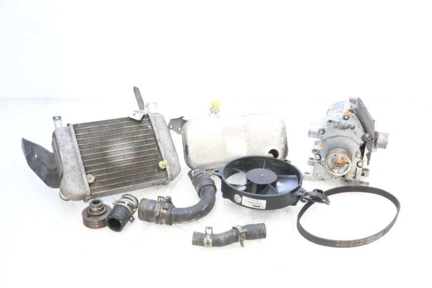 photo de COMPRESSOR PEUGEOT SATELIS COMPRESSOR K15 125 (2006 - 2009) - Detail van het onderdeel