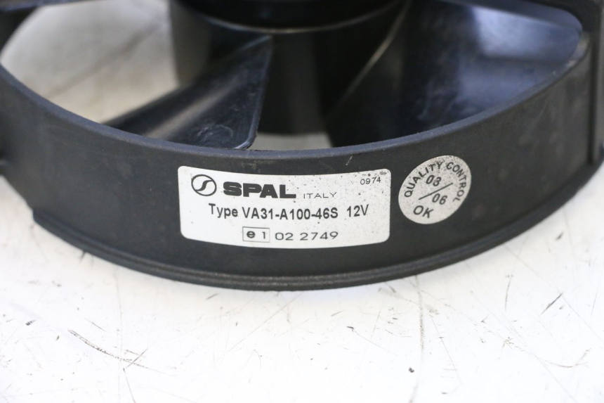 photo de COMPRESSOR PEUGEOT SATELIS COMPRESSOR K15 125 (2006 - 2009) - Detail van het onderdeel